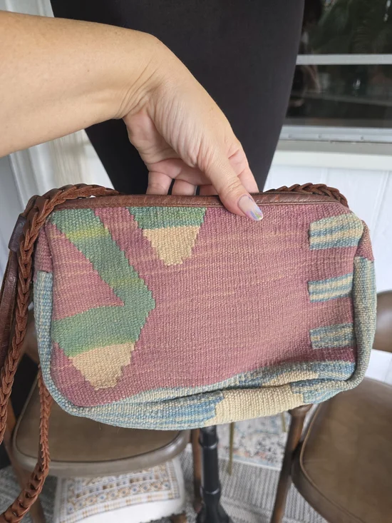 Vintage 90s Kilim Pink Multicolor Woven Crossbody Bag with Braided Brown Strap - Picture 6 of 15